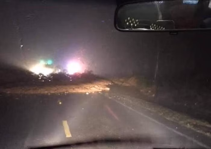 Sat lo tren deo Khanh Le, quoc lo noi Da Lat - Nha Trang ach tac nhieu gio