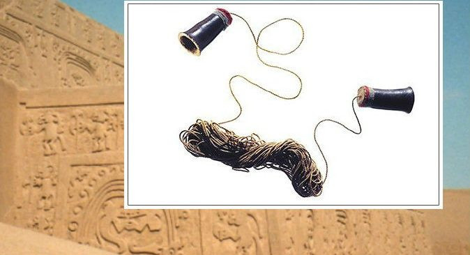 Cổ vật độc đáo này xuất hiện vào khoảng hơn 1.000 năm trước khi nghiên cứu về điện thoại được tiến hành. Do cổ vật này khá mỏng và dễ hư hại nên các chuyên gia gặp nhiều khó khăn trong việc thực hiện các nghiên cứu, phân tích vật lý.