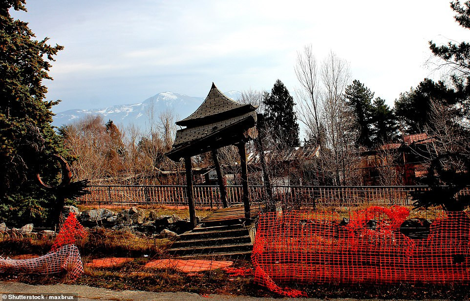 Ông Bagno muốn nơi đây trở thành "Las Vegas của Italy" nhằm thu hút nhiều người tới từ đó giúp kinh tế có sự phát triển nhanh.