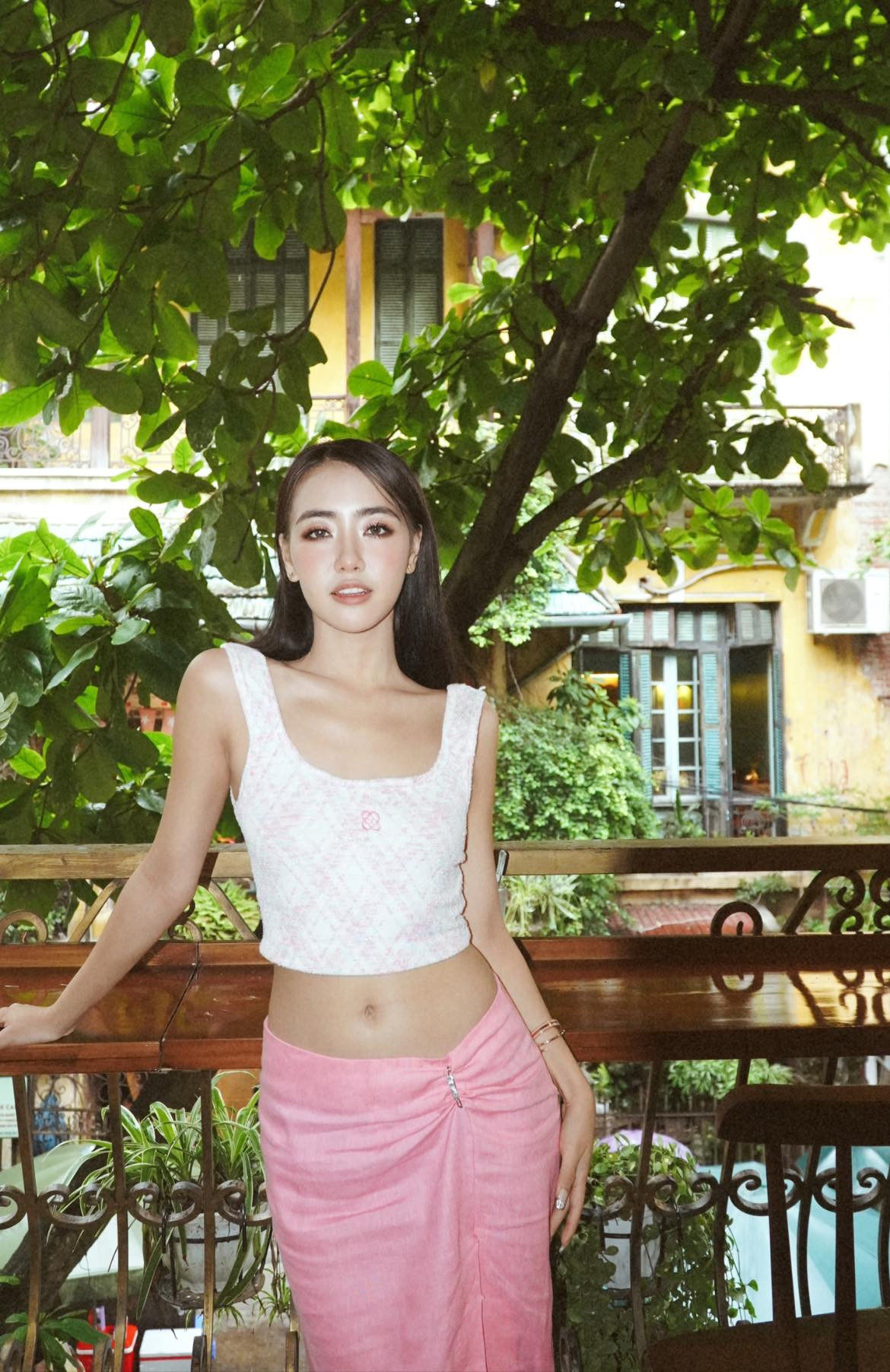 Cộng đồng mạng từng trầm trồ trước hình ảnh căn hộ cao cấp được Quỳnh Anh thuê khi sinh sống ở Mỹ.