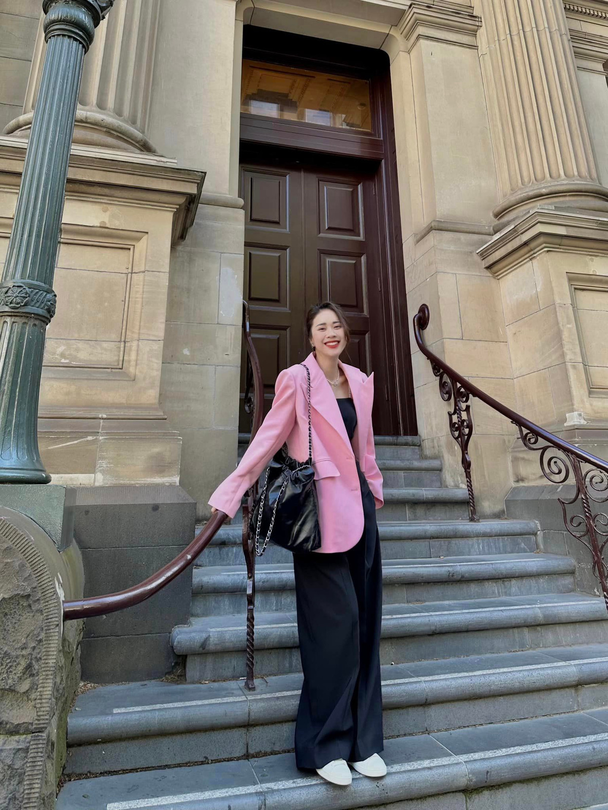 Mai Phương cũng gây chú ý khi có tên trong danh sách thí sinh tham gia Hoa hậu Việt Nam 2020.