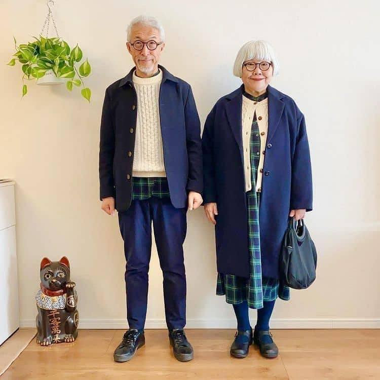 Họ thích đi chơi, đi dạo, thăm thú phố phường, đi ăn cùng nhau. Mỗi lần xuất hiện, họ lại diện đồ đôi đẹp mắt và thu hút ánh nhìn của mọi người trên đường phố.