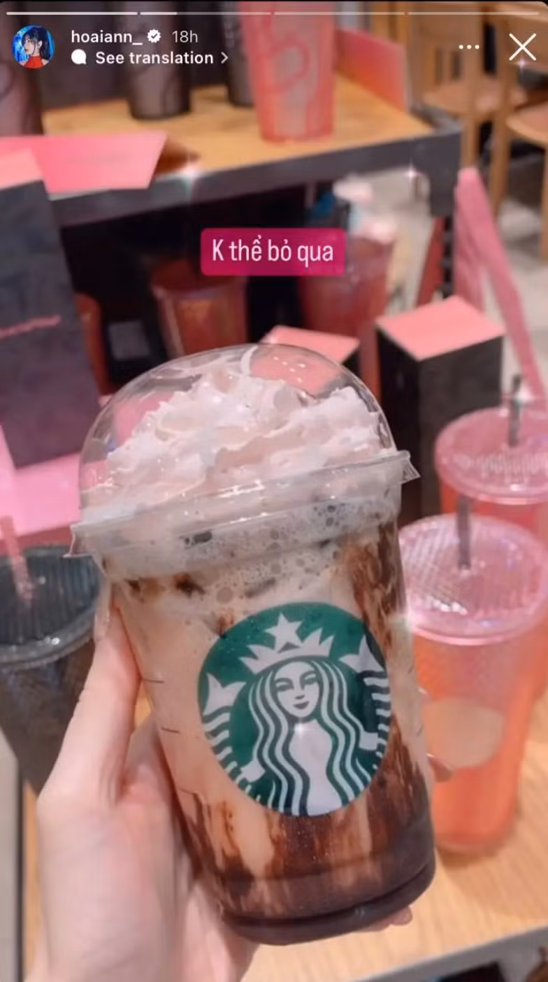 Hot girl An Japan không chỉ đổi vòng tay VIP mà còn không thể bỏ qua nước uống collab cùng idol.