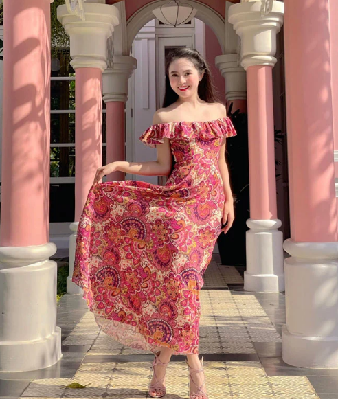 Sở hữu nhan sắc xinh đẹp lại từng nổi như cồn nhưng Ái Phí không dấn thân vào con đường nghệ thuật.