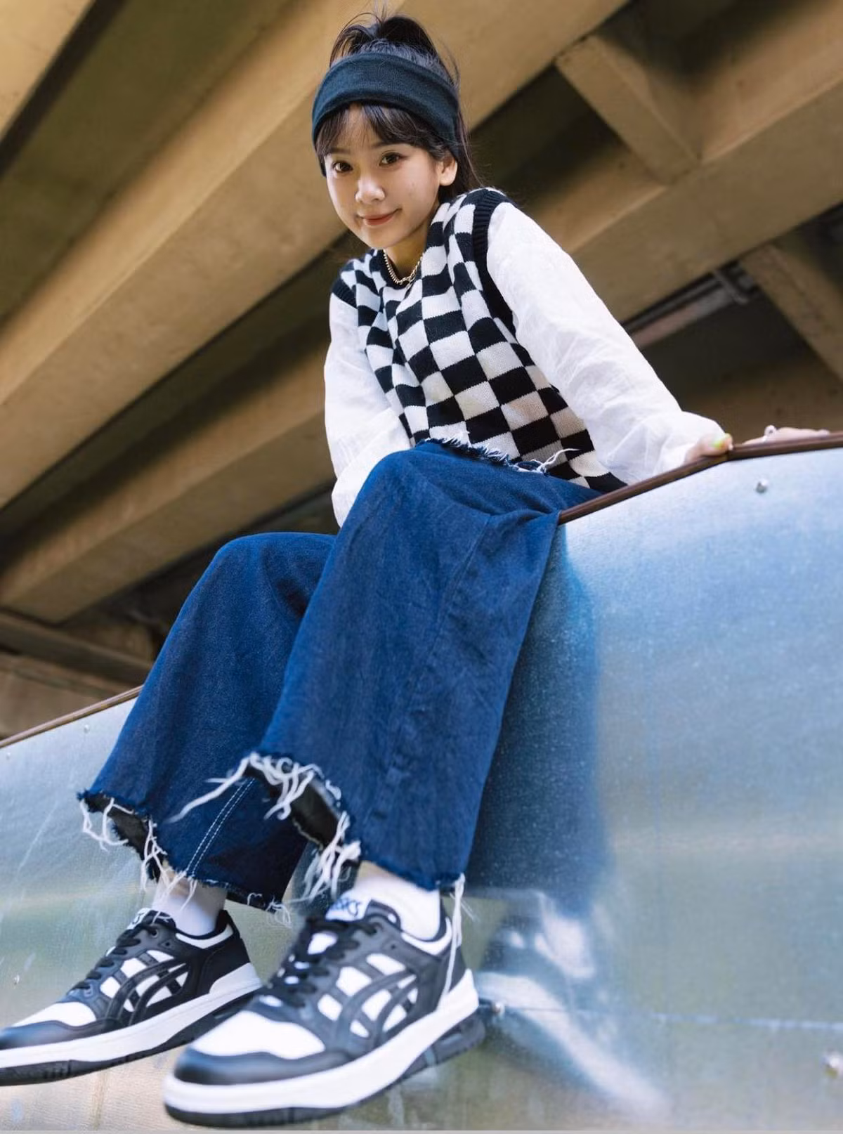 Khi có thời gian rảnh người đẹp này cũng chạy bộ, đạp xe, đi bơi. Các hoạt động thể thao ngoài trời vừa giúp cô cải thiện sắc vóc vừa giúp giảm căng thẳng, thư giãn tinh thần.