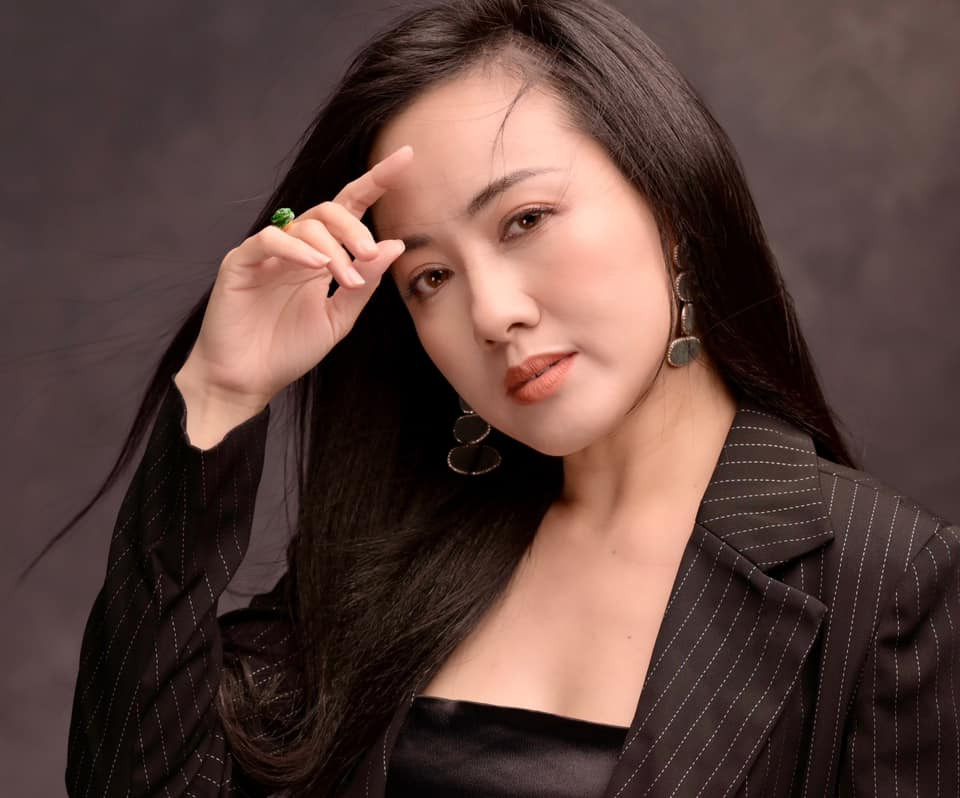 Ngoài ra, Hoài Anh còn được người hâm mộ ưu ái gọi cô là nữ MC xinh đẹp nhất đài VTV.