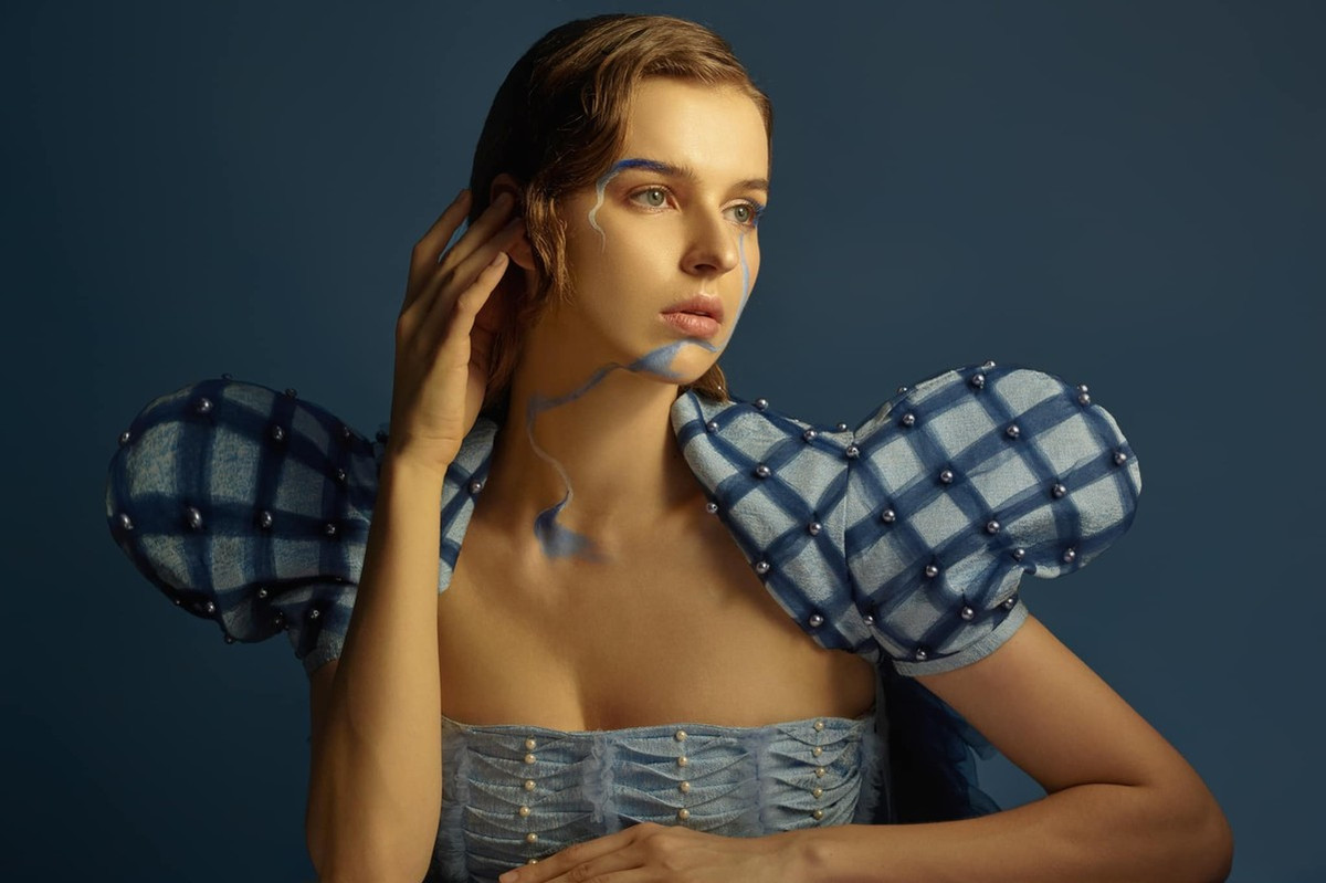 Cô nàng nhận được nhiều phản hồi tốt vì làm việc chuyên nghiệp. Ảnh: FBNV