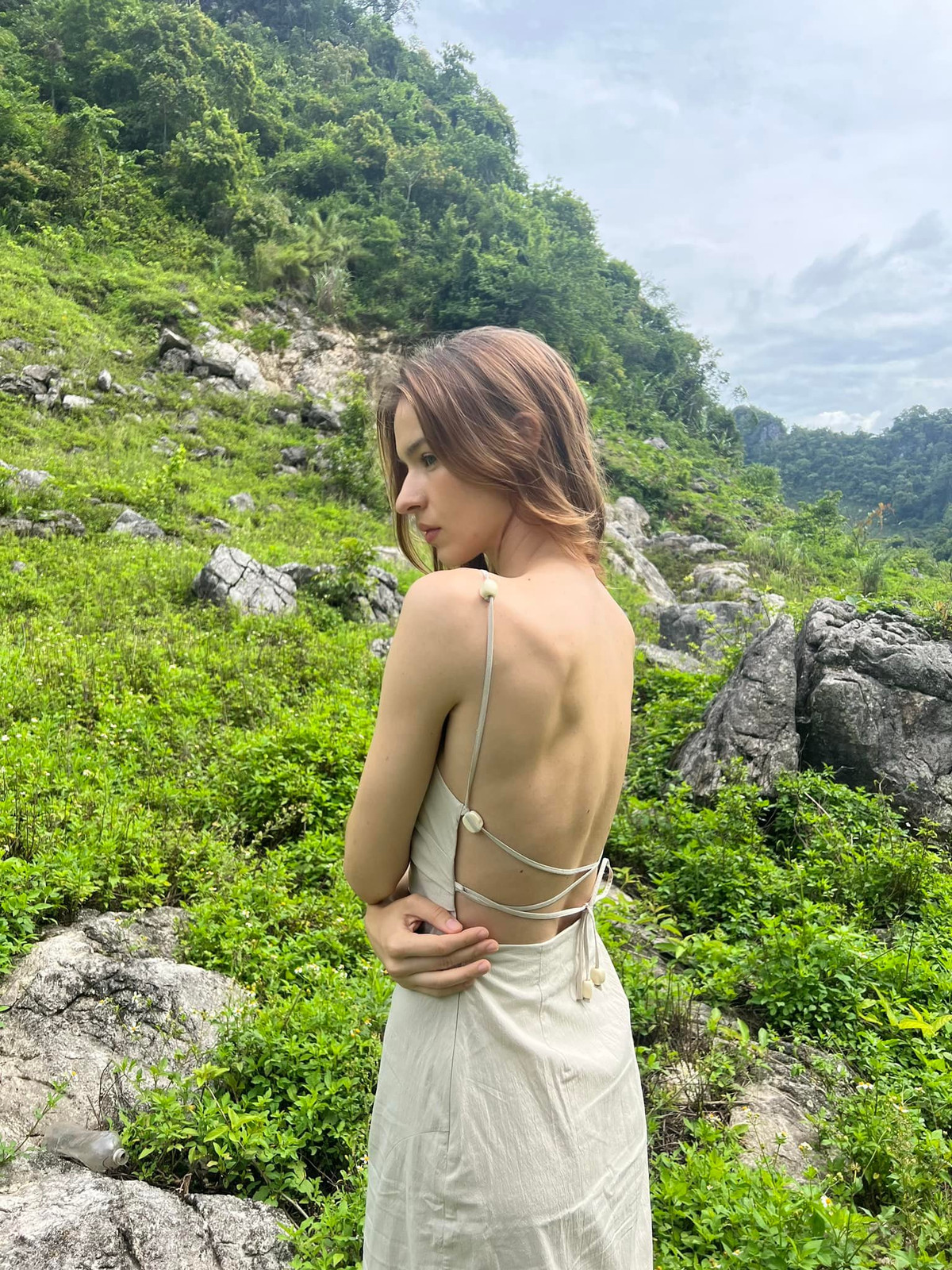 Iryna Yang hay còn gọi là Tường Vy, cô là mẫu ảnh nổi tiếng nhờ sở hữu gương mặt khả ái cùng chiều cao thu hút lên tới 1m83.