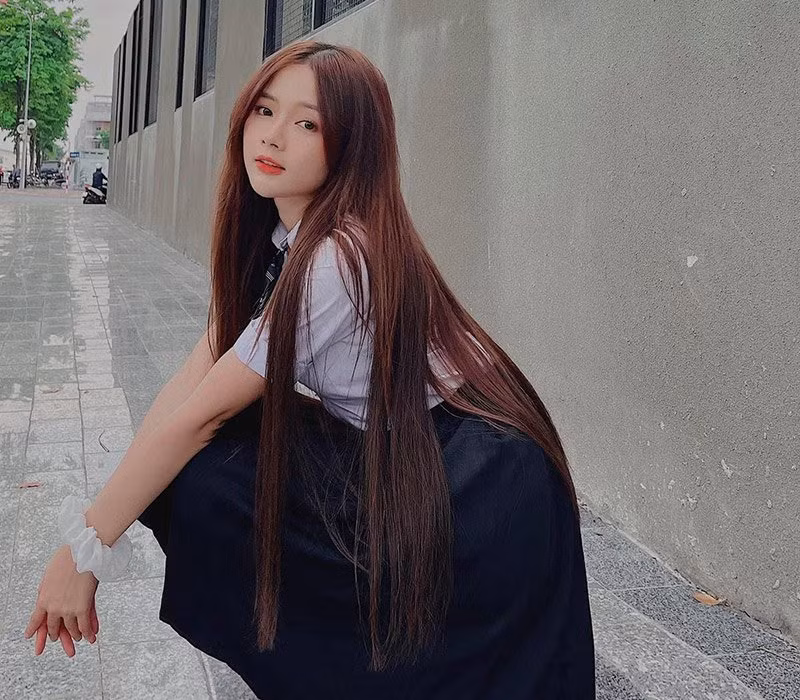 Cô nàng sở hữu gương mặt đẹp và thần thái cuốn hút ở tuổi 29.