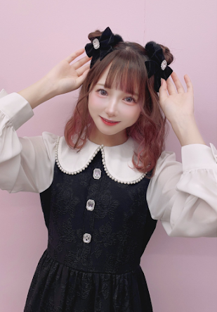 Dù quyết định làm đẹp từ rất sớm, nhưng Zirazyo khẳng định bản thân không hề hối hận.