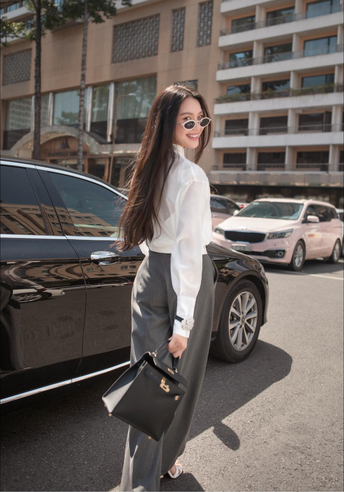 Người đẹp cũng bày tỏ, để có được vóc dáng này, cô không tập tành gì nhiều mà chủ yếu là do cơ địa.