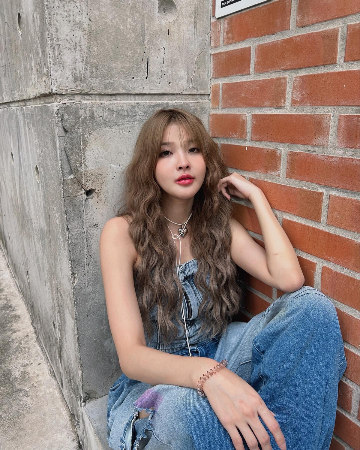 Đến nữ MC Phương Thảo cũng phải công nhận và dành số 10 tròn cho diện mạo xinh đẹp của Natty.