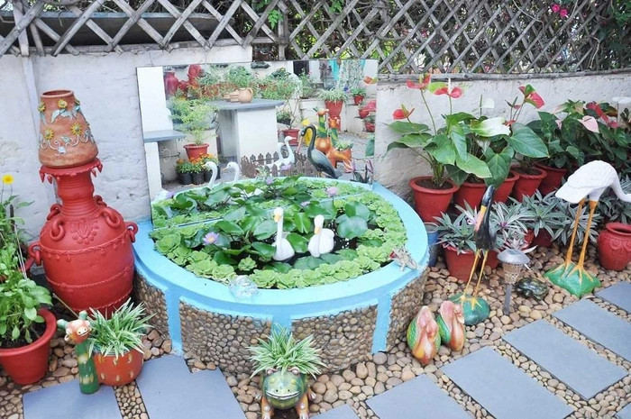 Tái chế chai nhựa, giày cũ thành khu vườn tuyệt đẹp - Hình 5 Tai che chai nhua, giay cu thanh khu vuon tuyet dep-Hinh-5