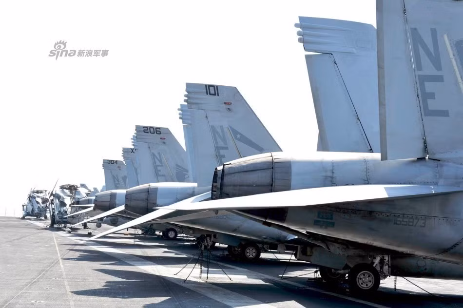 Mới chỉ hồi tuần trước, phía Mỹ đã gửi đến Hàn Quốc các hệ thống phòng thủ tên lửa tầm cao THAAD để bảo vệ vùng trời nước này khỏi các tên lửa tầm xa của Triều Tiên. Nguồn ảnh: Sina.