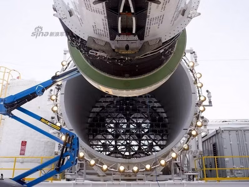 Qua đó các kỹ sư có thể xem xét và kiểm tra được quy trình hoạt động của động cơ ở môi trường khắc nghiệt, quan trọng nhất là các hệ thống chống đóng băng của động cơ và chống đóng băng nhiên liệu. Nguồn ảnh: Sina.