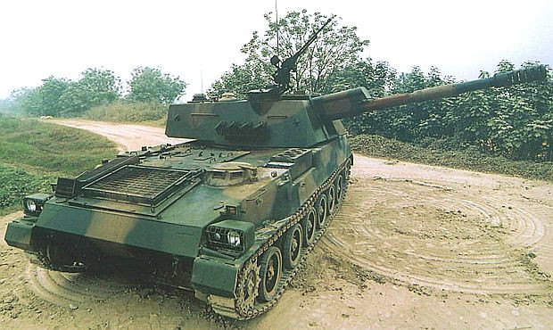 Được sản xuất hàng loạt từ cuối năm 2000, pháo tự hành SH-3 kế thừa những gì tinh túy nhất từ phiên bản trước đó - mẫu Type 89 cỡ nòng 122 mm. Nguồn ảnh: MDC.