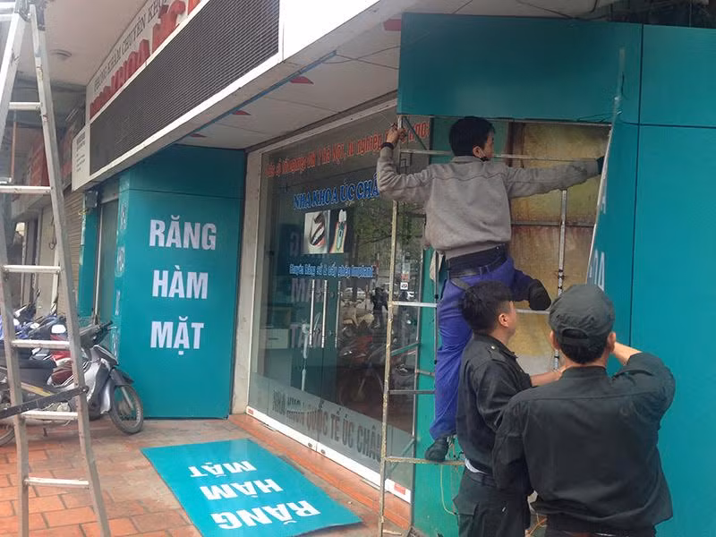 Nguoi Ha Long bac thang tu pha do mai ton lan via he-Hinh-8