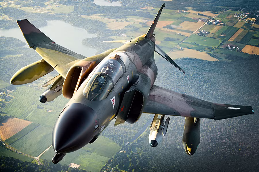 Sau khi nghỉ hưu, chiếc F-4 vẫn được coi là một tượng đài của Không quân Mỹ với niềm tự hào đã từng nắm giữ 15 kỷ lục hàng không về độ cơ động và khả năng chiến đấu vào năm 1959 khi nó mới ra đời. Nguồn ảnh: Foundation.