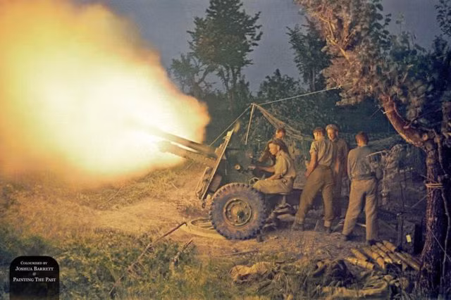 Pháo chống tăng 84mm của lực lượng New Zealand đang nã đạn gần khu vực Sora, Italia, ảnh chụp ngày 1/6/1944. Ảnh: Warhistory.