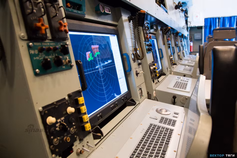 Các nguồn tin cho rằng, ngoài hệ thống kiểm soát, hiển thị thì radar của A-50U cũng được nâng cấp, nhưng không rõ tính năng. Nguồn ảnh: Sina.