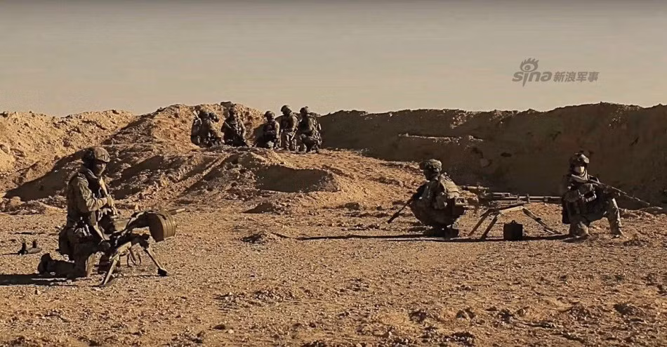 Kèm theo đó là sự thừa nhận của Bộ Quốc Phòng Nga về sự tồn tại của một lực lượng đặc biệt trực thuộc bộ này đã từng hoạt động tại chiến trường Syria. Nguồn ảnh: Sina