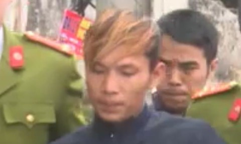 Trưa 9/2/2017, tổ truy bắt quyết định hành động. Tại bến xe thị trấn Rạng Đông, trinh sát phát hiện đối tượng ngồi trên chiếc xe buýt đã tiến hành vây bắt. Thấy bóng Công an, Quảng lập tức bỏ chạy nhưng được hơn 500 mét thì bị tóm gọn. Khi mới bị triệu tập, đối tượng rất quanh co, không chịu khai nhận gì, nhưng với chiếc điện thoại của nạn nhân mà y đang sử dụng, đối tượng đã phải cúi đầu nhận tội.