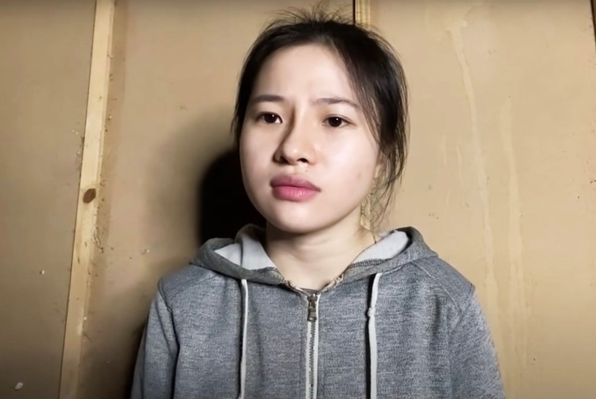 Tường trình tại tòa, ông Trần Quốc Thắng (Đội trưởng Đội Cảnh sát hình sự Công an huyện Đức Hòa) cho biết, thời điểm 2019, ông Thắng đang là điều tra viên của Cơ quan CSĐT Công an huyện Đức Hòa. Ngày 12/12/2019, được sự phân công của lãnh đạo, ông Thắng có triệu tập Võ Thị Diễm My cùng bố, mẹ của Diễm My là ông Võ Văn Thắng và bà Đào Thị Tuyết Mai đến Công an huyện để giải quyết đơn thư của ông Thắng và bà Mai. Trong quá trình làm việc, Diễm My không hợp tác nên không làm việc được và cả ba người đã ra về. 