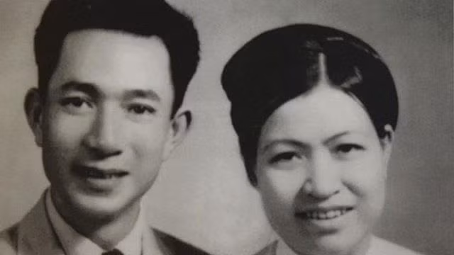 Trịnh Văn Bô là nhà tư sản giàu có và nổi tiếng yêu nước. Sau khi cách mạng Tháng Tám thành công, ông cùng vợ là Hoàng Thị Minh Hồ ủng hộ chính quyền cách mạng 5.147 lượng vàng. Hiện nay, tên ông được đặt cho một tuyến phố tại thủ đô Hà Nội. 