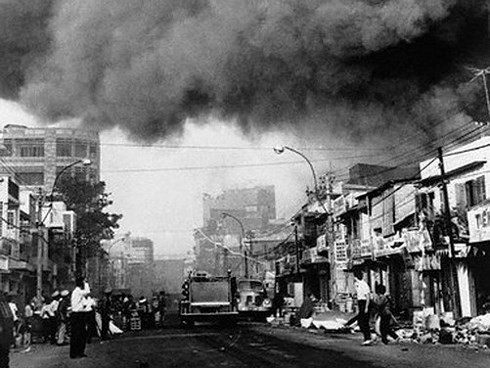 Tổ chức tiền thân của biệt động Sài Gòn là các đội vũ trang, tự vệ, về sau được hợp nhất các nhóm vũ trang trong nội đô để thành lập Ban công tác thành vào tháng 3/1946.