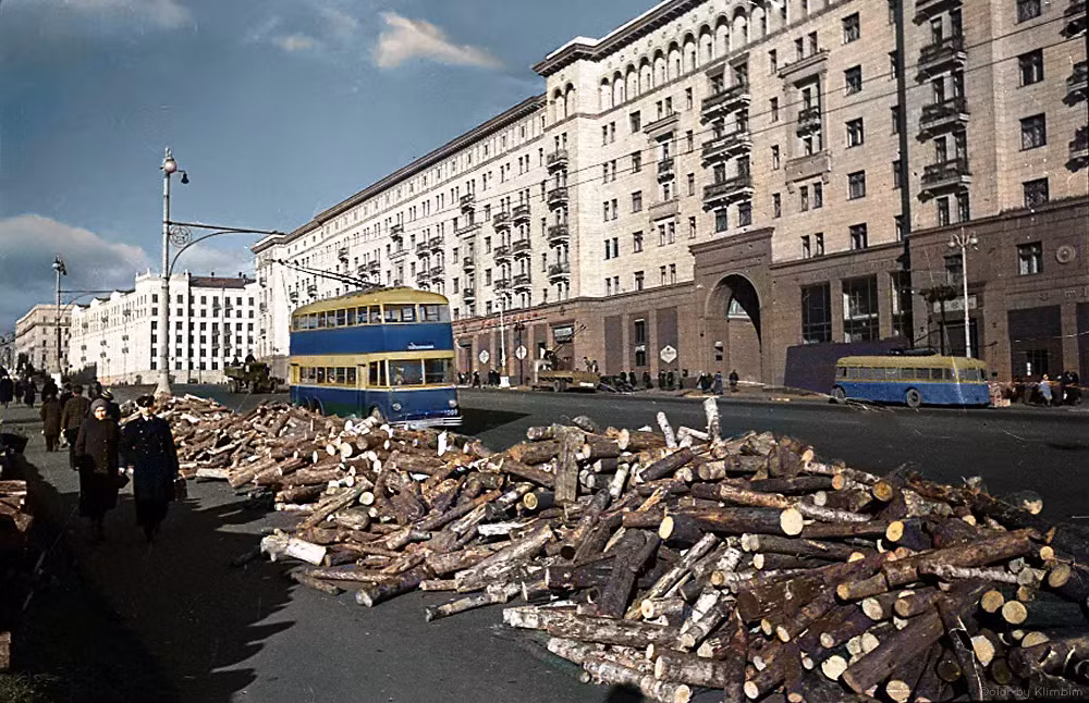 Củi dành cho nhân dân Moskva, năm 1941.