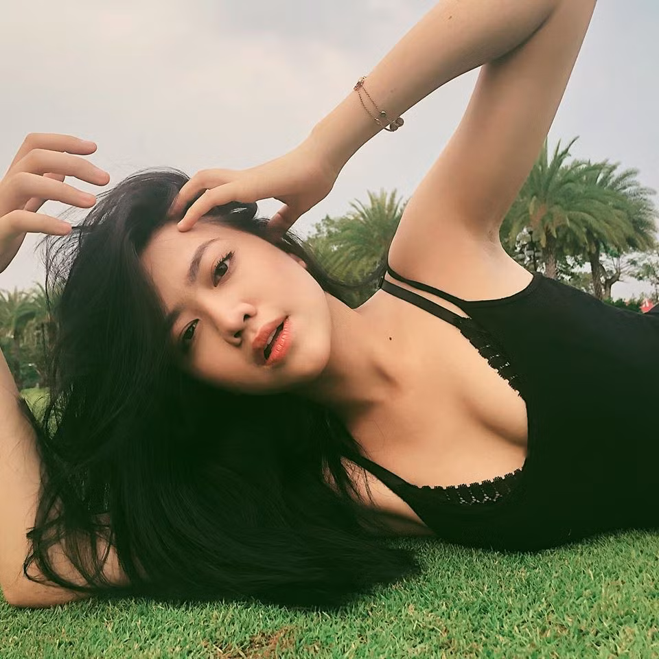 Cháu gái Trang Nhung cũng được đánh giá là một trong những thí sinh Hoa hậu Việt Nam 2020 nổi bật và đầy tiềm năng.