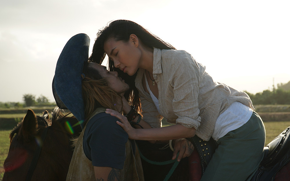 Thuy Diem dong canh nong “Cat do”, Luong The Thanh phan ung sao?-Hinh-5