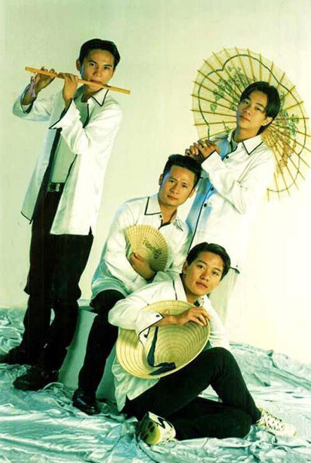 Quả Dưa Hấu từng ghi dấu ấn với loạt hit như: "Mặt trời dịu êm", "Get Down", "Hè muộn"....