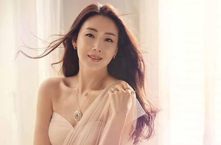 Những khoản đầu tư này đã mang lại cho nữ diễn viên sinh năm 1975 tài sản khủng và cuộc sống rất giàu có kể cả khi không còn ở đỉnh cao trong làng giải trí.