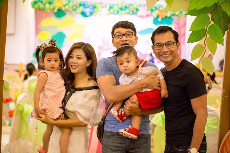 Tháng 9/2016, Mai Phương đưa con gái nhỏ đi sinh nhật người bạn đồng nghiệp, nam diễn viên Quốc Thái.