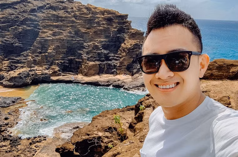 Sinh năm 1990, Thành Vinh sở hữu vẻ duyên dáng của người bố nổi tiếng.