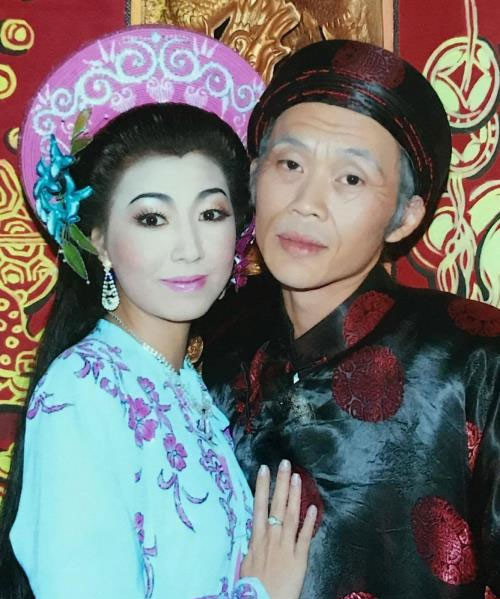 Theo lời kể của Hà My, mối tình của cô và Hoài Linh lúc đó dù có được anh đưa về quê ra mắt, nắm tay, thậm chí là hôn môi, nhưng cô vẫn không định hình được tình cảm đó là gì. Có lẽ bởi Hà My khi đó còn quá trẻ còn Hoài Linh thì đang trong trạng thái là người đàn ông đã có gia đình.