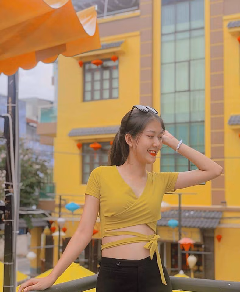 Cận cảnh chiếc mũi cao tự nhiên đến "ảo diệu" của Thảo Vy.