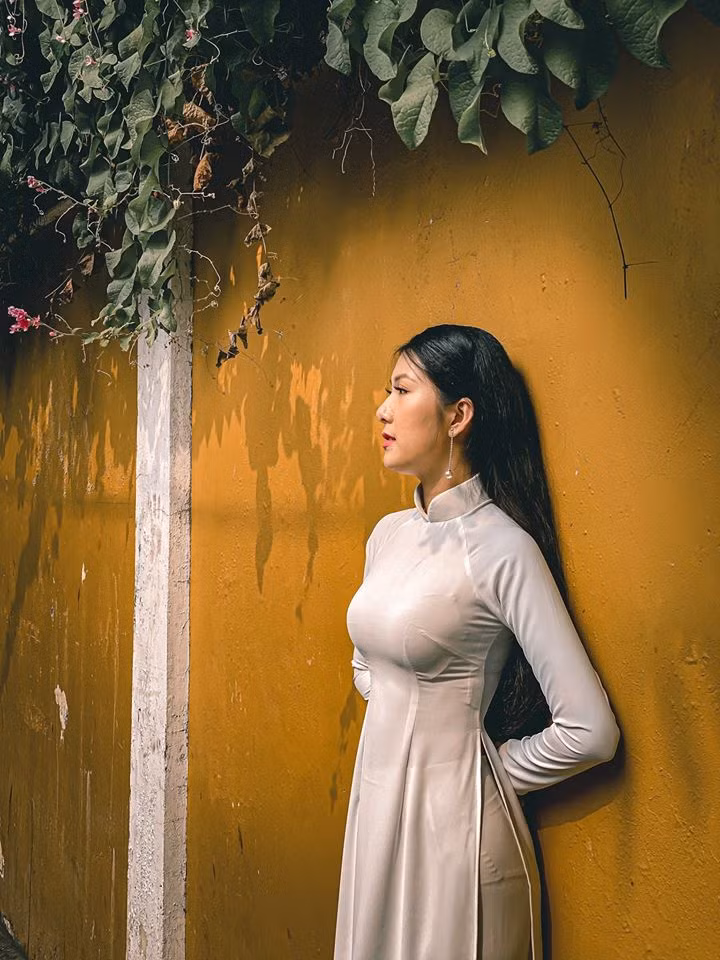 Trên trang cá nhân, Thảo Vỹ lần đầu lên tiếng về sự cố từng xảy ra với mình: "Cũng đã hơn nửa năm trôi qua kể từ ngày ấy. Đây là lần đầu tiên mà Vy lên tiếng vì sự cố hiểu lầm đáng tiếc đó. Vy nghĩ rằng chính BTC và BGK cuộc thi cũng có sự hiểu lầm nên mới xảy ra điều đó, nhưng Vy rất vui vì sau đó BTC đã liên hệ để giải quyết vụ việc theo hướng tốt nhất và đính chính rõ ràng về việc Vy không phẫu thuật thẩm mỹ để giúp Vy có thể tiếp tục tham gia các cuộc thi nhan sắc khác. Chân thành cảm ơn BTC Hoa khôi Sinh viên vì điều đó, và qua đó cũng là bài học hay để Vy trưởng thành, mạnh mẽ hơn".