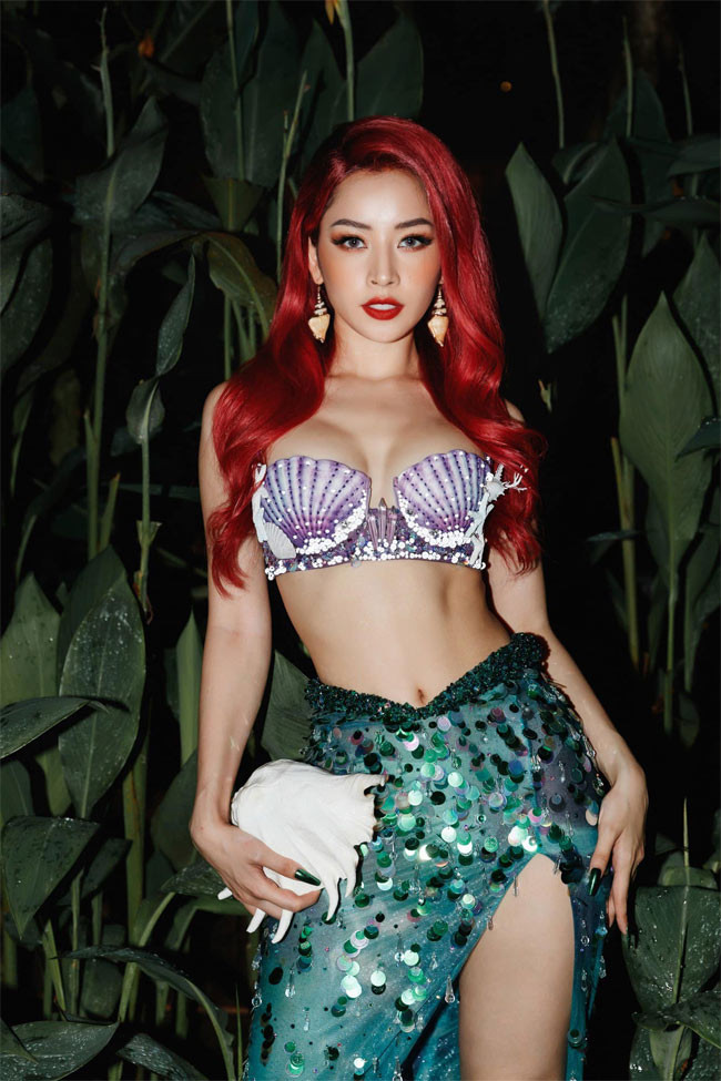 Hot girl sinh năm 1993 tận dụng mọi cơ hội để khoe body nóng bỏng trong những bộ đồ thiếu vải.