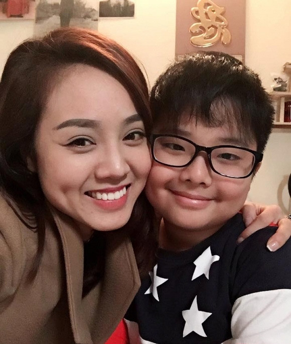 Không chỉ thân thiết với hai vợ cũ của Công Lý, Ngọc Hà còn thân và yêu quý con trai của Thảo Vân, bé Tít.