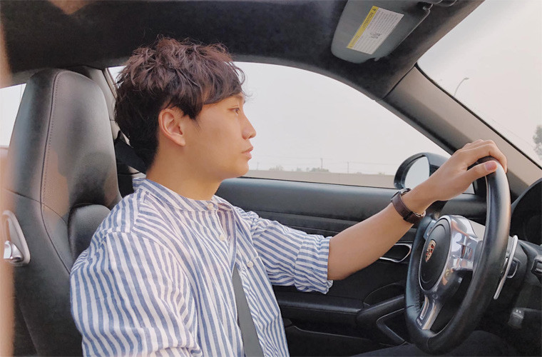 Mặc dù yêu xa nhưng Minh Vũ không hề tỏ ra ghen tuông với Xuân Nghi bởi cả hai tin tưởng nhau tuyệt đối. Bản thân Xuân Nghi cũng cho biết, từ khi gắn bó với Minh Vũ, cô không hề rung động trước bất cứ chàng trai nào.