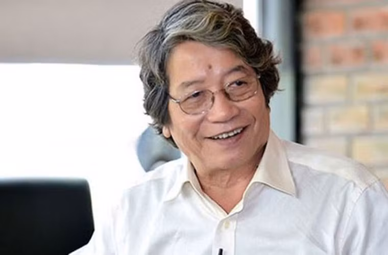 Cố nhạc sĩ Phó Đức Phương cũng để lại niềm tiếc thương trong lòng khán giả khi qua đời sáng 19/9, sau một thời gian điều trị bệnh ung thư tụy.