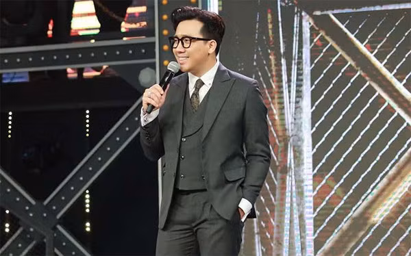 Tran Thanh lam MC Rap Viet: Qua xung dang, tai sao khong?