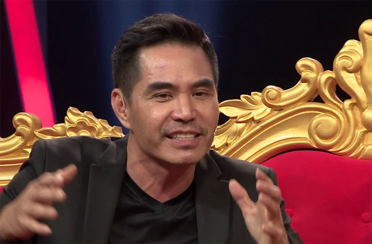 Sau tuyên bố ly hôn, trong một bài phỏng vấn, nam diễn viên sinh năm 1973 cho biết, anh thấy mệt mỏi với yêu đương, con cái, nên vẫn chưa thấy thiết tha với chuyện kết hôn lần nữa.