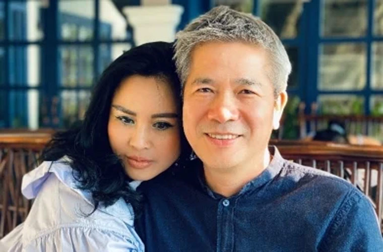 Khi Thanh Lam công khai bạn trai mới, bác sĩ Bùi Tiến Hùng, Quốc Trung không chỉ vui vẻ chúc mừng vợ cũ mà còn mời hai người tới nhà ăn cơm.