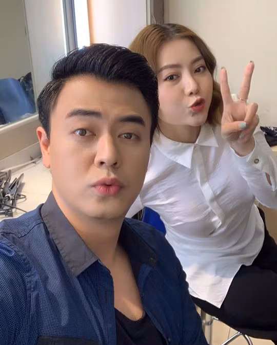 Mặc dù là gương mặt mới trong đoàn phim nhưng Thanh Hương đã bắt nhịp rất nhanh với các bạn diễn và không hề thấy áp lực gì dù phim quay rất nhanh.