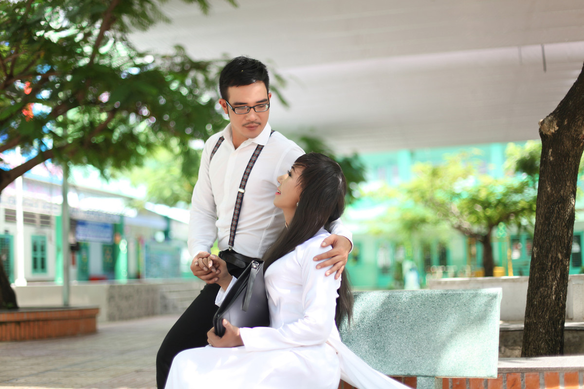 Trong suốt 15 năm song hành cùng nhau trong công việc nghệ thuật và cuộc sống, ca sĩ Long Nhật rất trân trọng tình bạn này, bởi anh nghĩ mãi mãi không bao giờ tìm được một Vương Bảo Tuấn thứ 2. Nam nghệ sĩ thừa nhận: "Vương Bảo Tuấn là người tình âm nhạc lớn nhất trong đời tôi". Ảnh: Hiếu Trần.