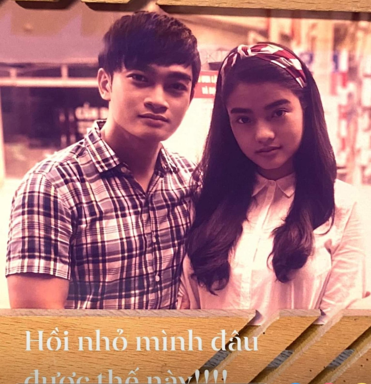 Để hoàn thành tốt công việc đóng phim, Thúy Hằng đã tạm gác công việc kinh doanh bận rộn.