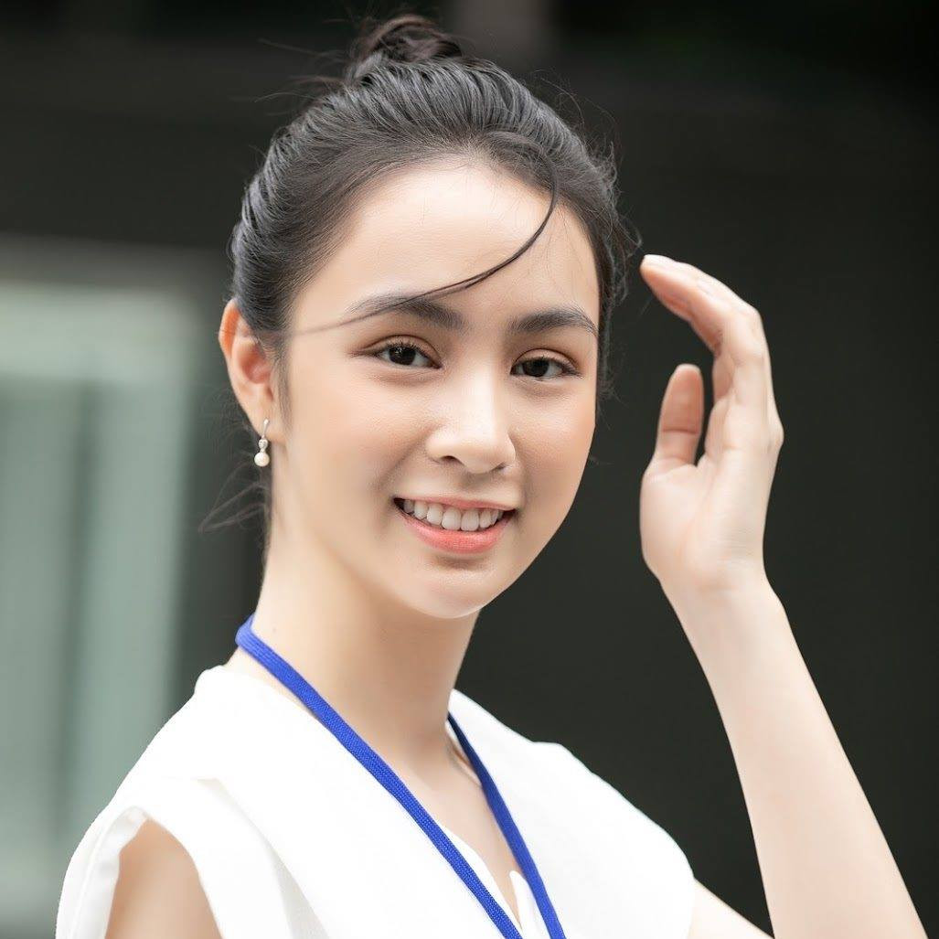 Hoàng Bảo Trâm được đánh giá là một trong những gương mặt sáng giá trong top 35 Hoa hậu Việt Nam 2020.